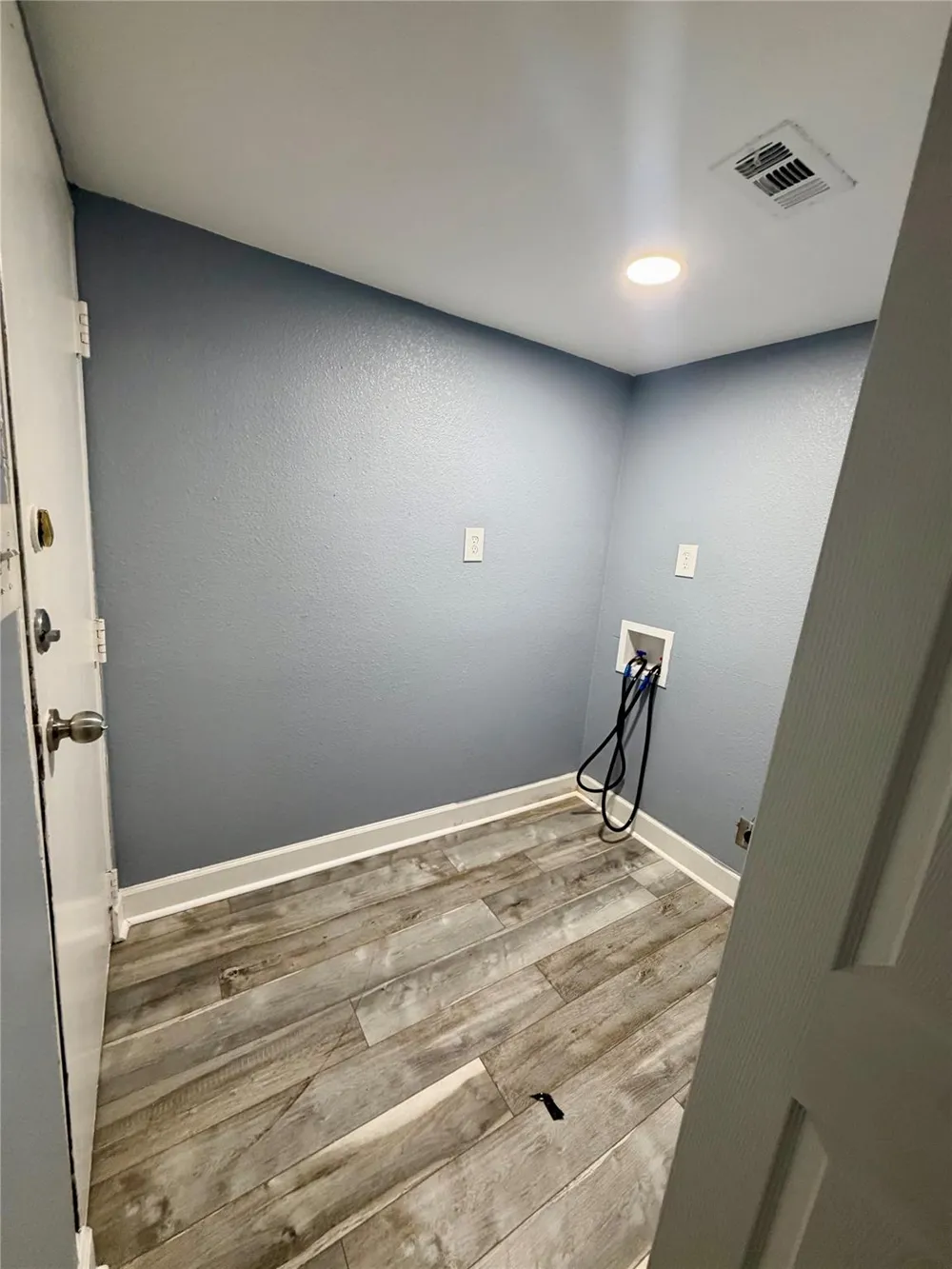 2322 Central Street #4 Dickinson, TX 77539