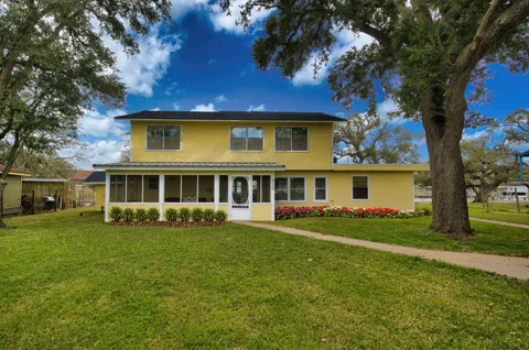828 County Road 206