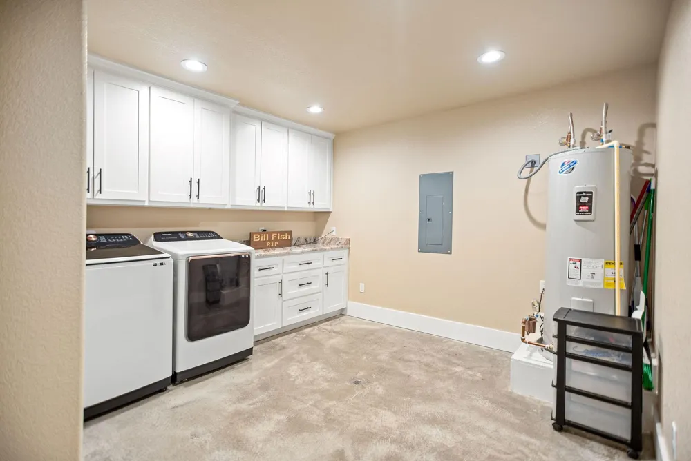82 Circle Hook Port O Connor, TX 77982