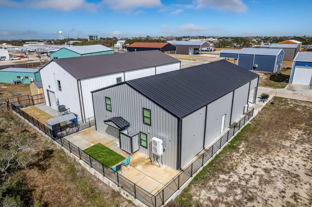 82 Circle Hook Port O Connor, TX 77982