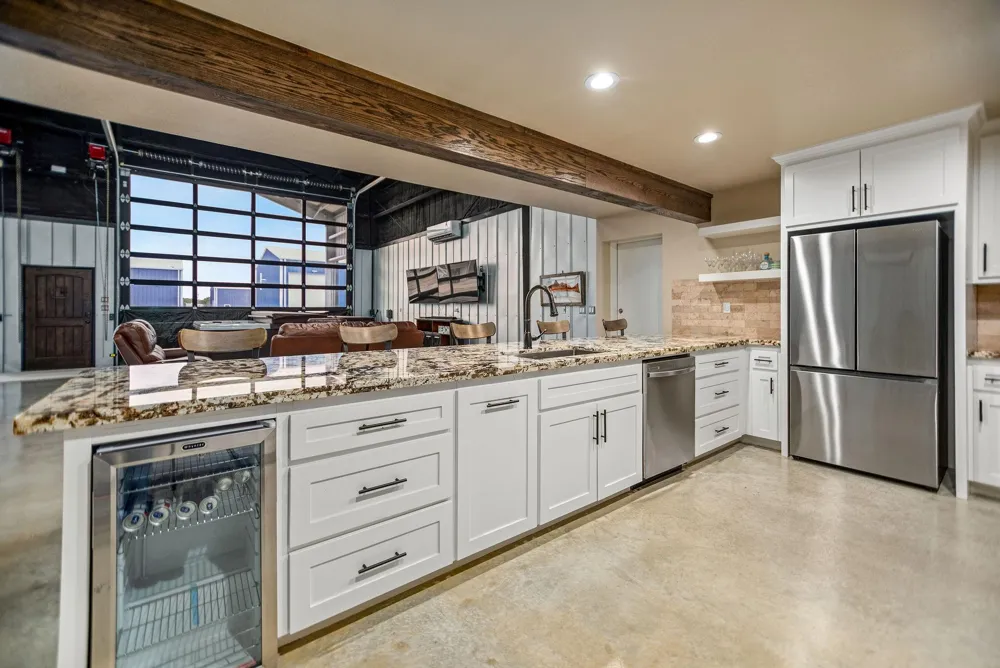 82 Circle Hook Port O Connor, TX 77982