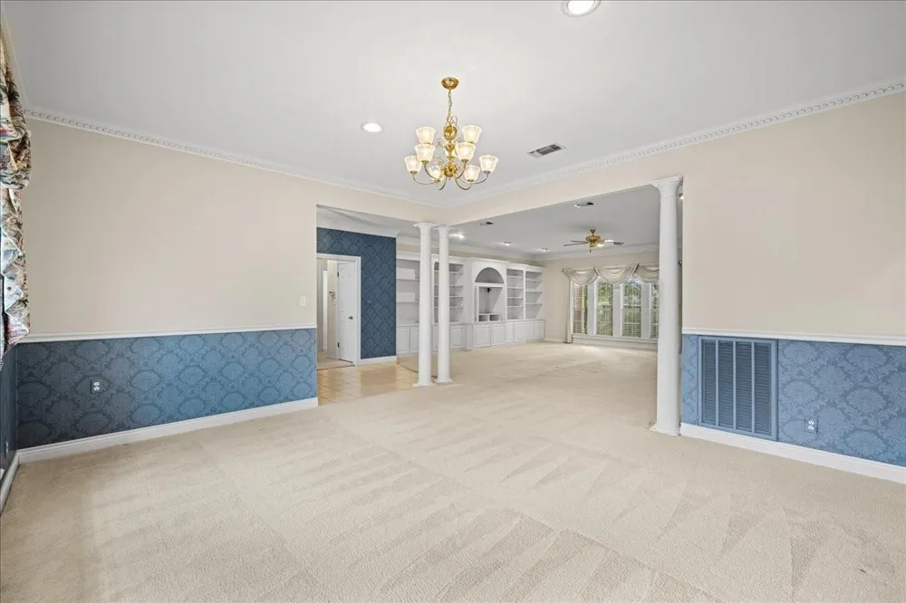 159 Charles Street La Grange, TX 78945