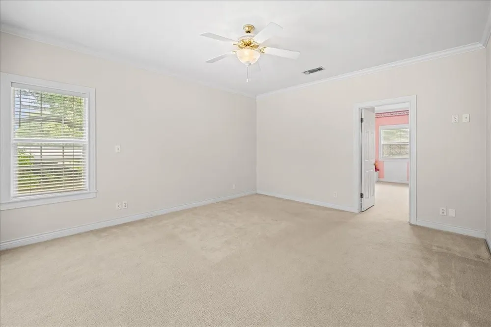 159 Charles Street La Grange, TX 78945