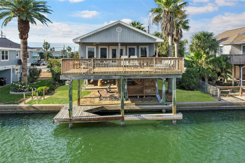4610 Jamaica Cove Road Jamaica Beach, TX 77554