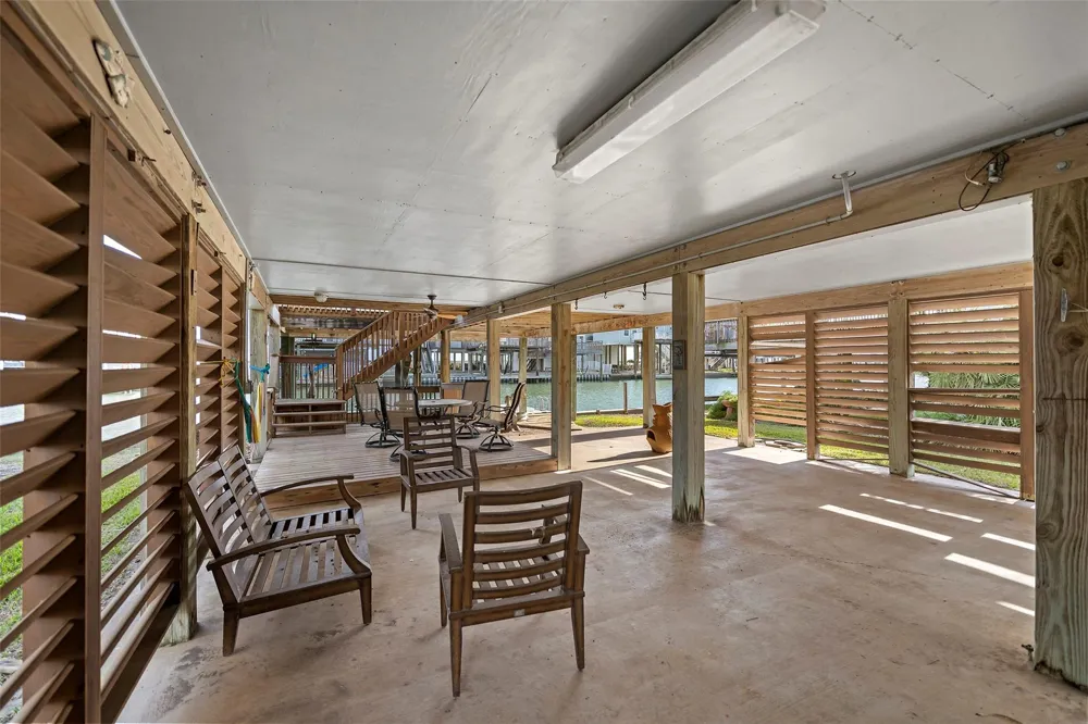 4610 Jamaica Cove Road Jamaica Beach, TX 77554