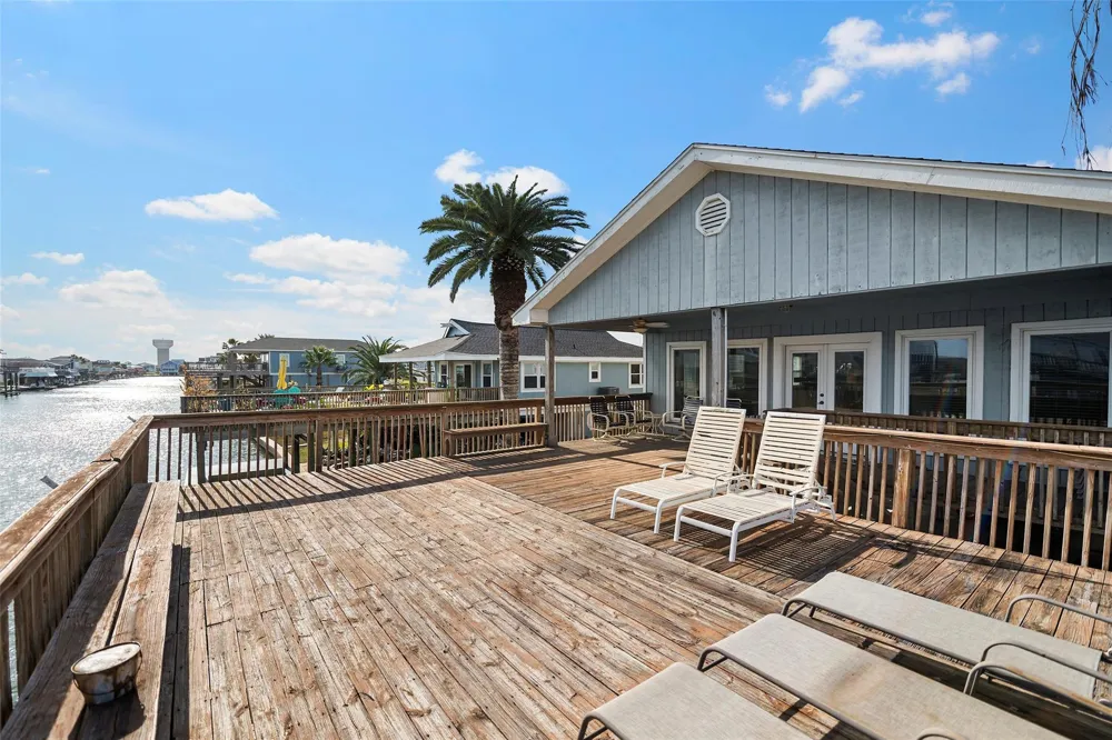 4610 Jamaica Cove Road Jamaica Beach, TX 77554