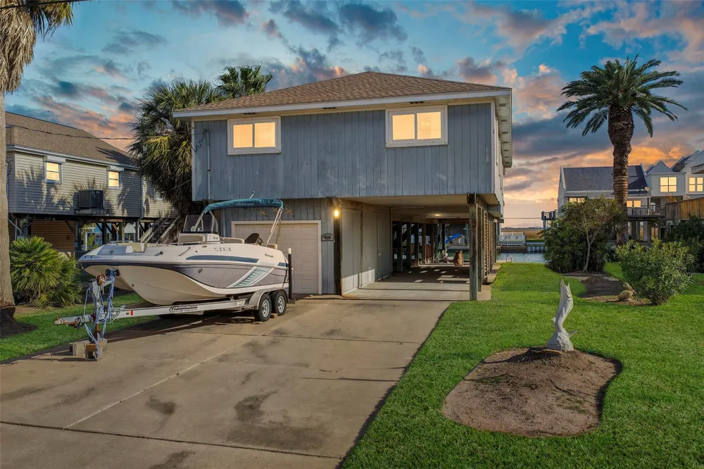 4610 Jamaica Cove Road Jamaica Beach, TX 77554