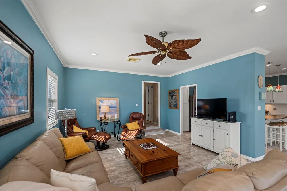 4610 Jamaica Cove Road Jamaica Beach, TX 77554