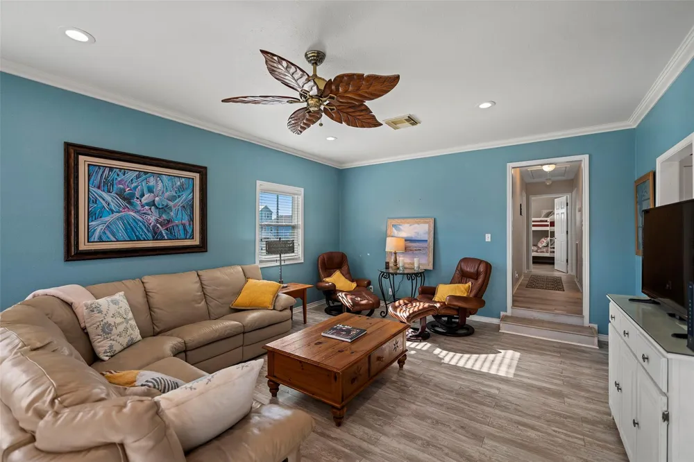 4610 Jamaica Cove Road Jamaica Beach, TX 77554
