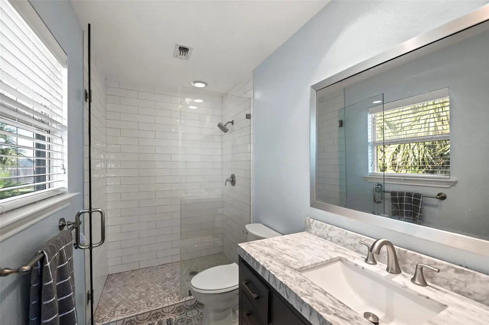 4610 Jamaica Cove Road Jamaica Beach, TX 77554