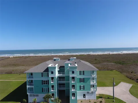4221 Grassy Pointe Drive #301