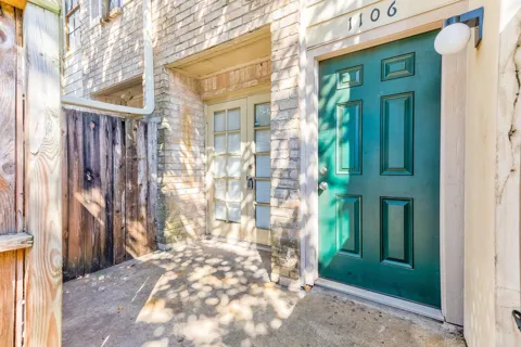 14600 Fonmeadow #1106