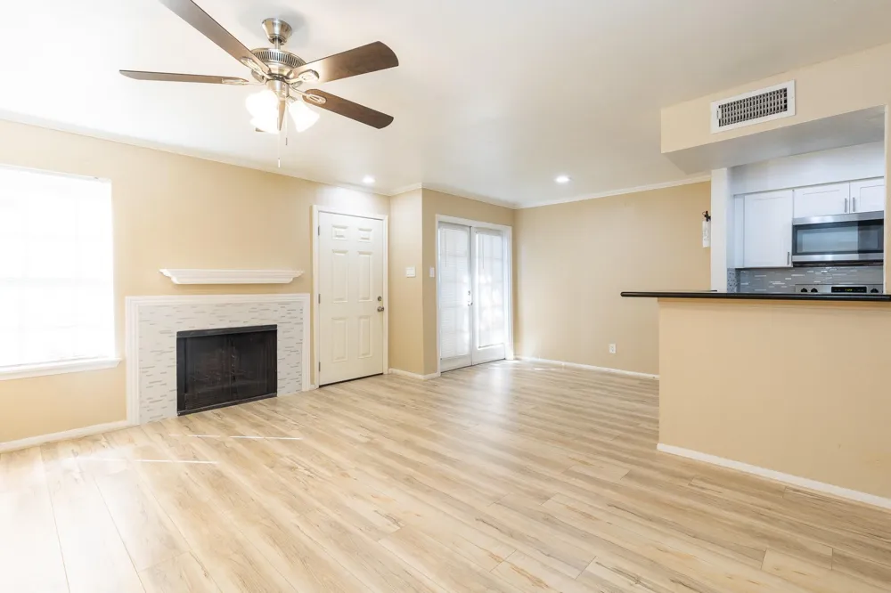 14600 Fonmeadow #1106 Houston, TX 77035