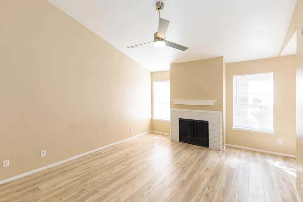 14600 Fonmeadow #1106 Houston, TX 77035
