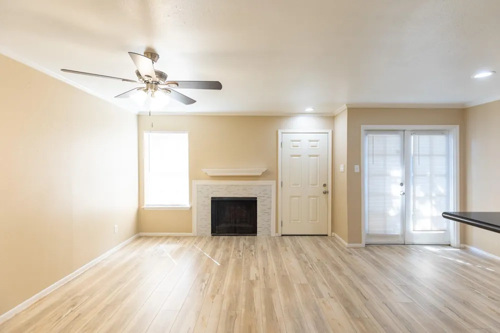 14600 Fonmeadow #1106 Houston, TX 77035