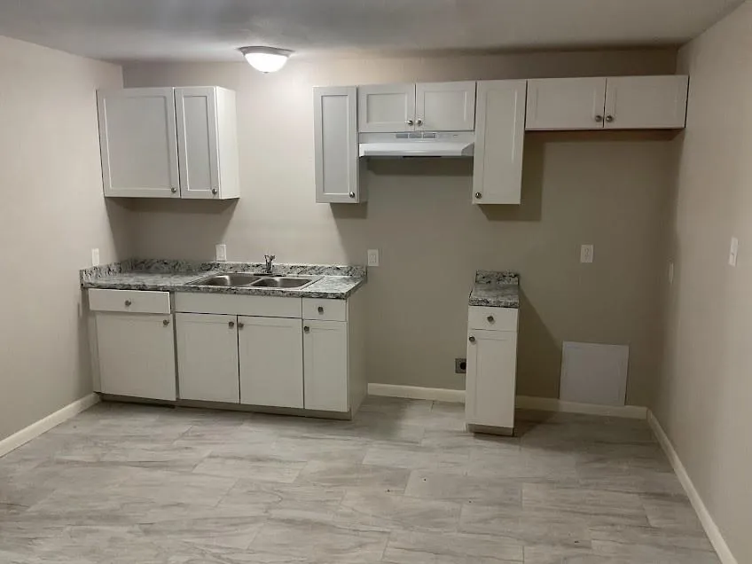 4922 Dollar Reef Drive Bacliff, TX 77518