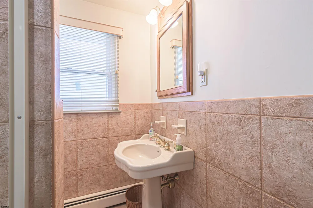 2805 Atlantic Ave Longport, NJ 08403