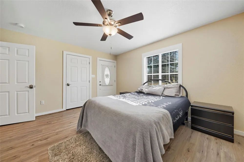 1066 County Road 233 Giddings, TX 78942