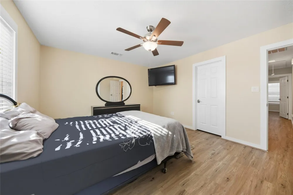 1066 County Road 233 Giddings, TX 78942
