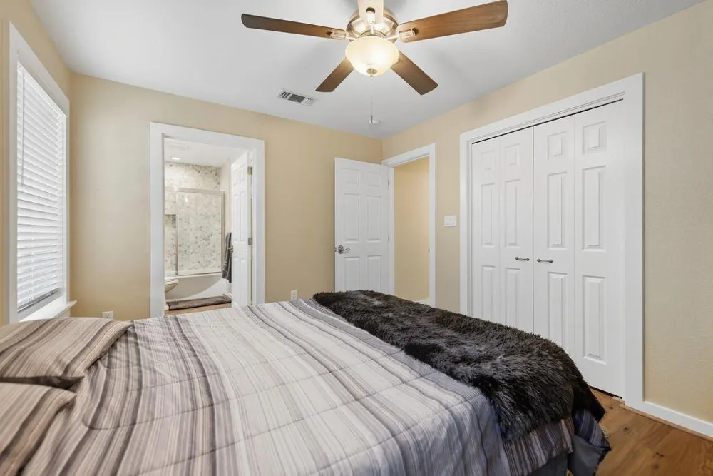 1066 County Road 233 Giddings, TX 78942