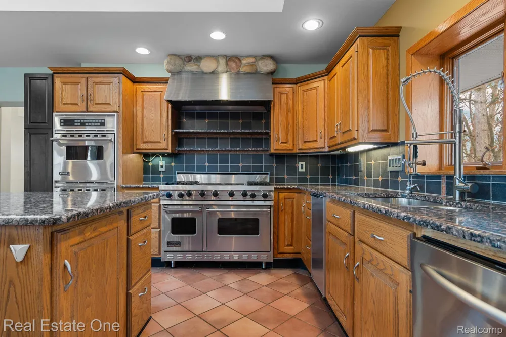 Address Not Shown Oceola Township, MI 48855