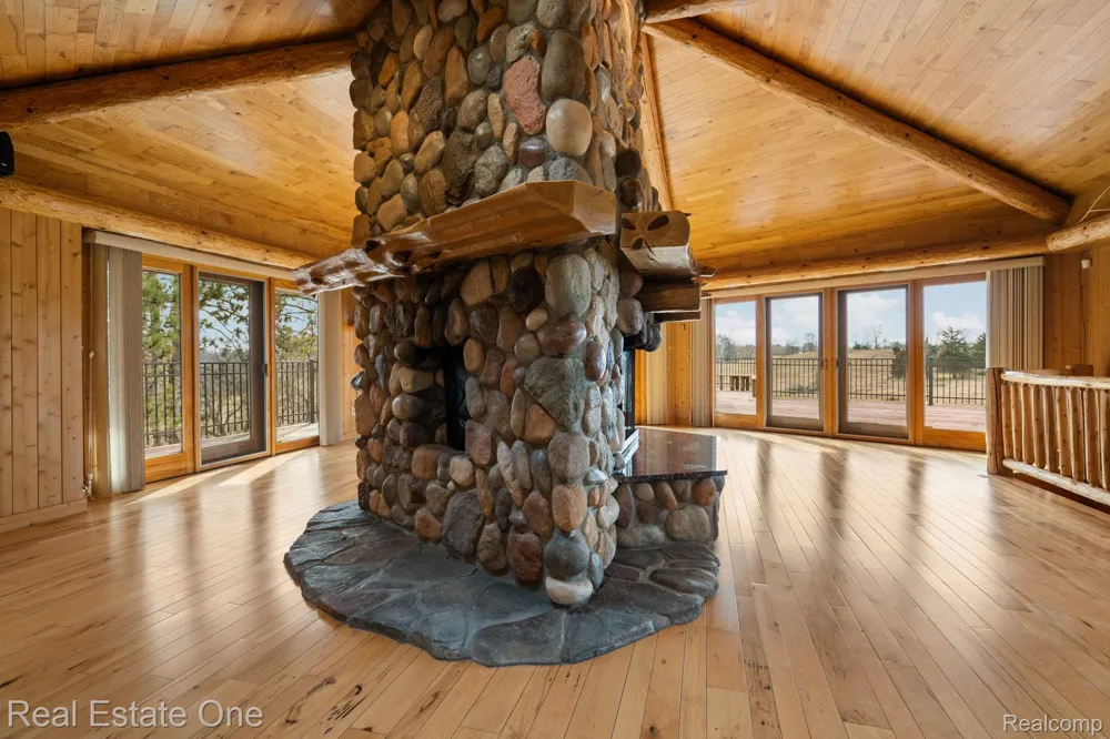 Address Not Shown Oceola Township, MI 48855