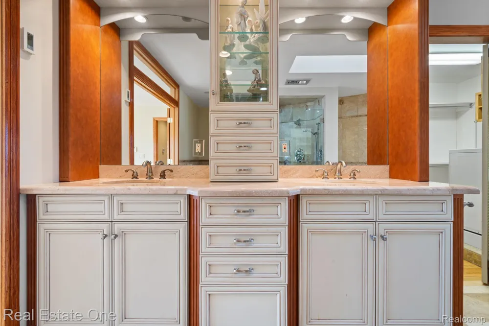 Address Not Shown Oceola Township, MI 48855
