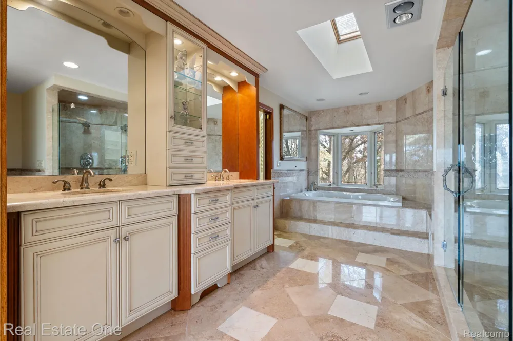 Address Not Shown Oceola Township, MI 48855