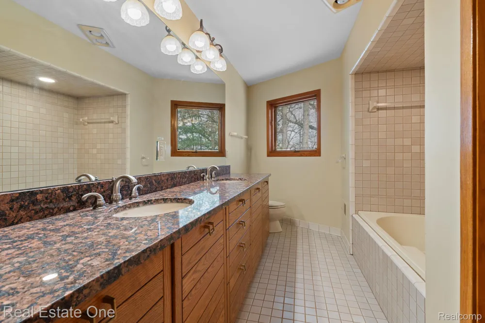 Address Not Shown Oceola Township, MI 48855