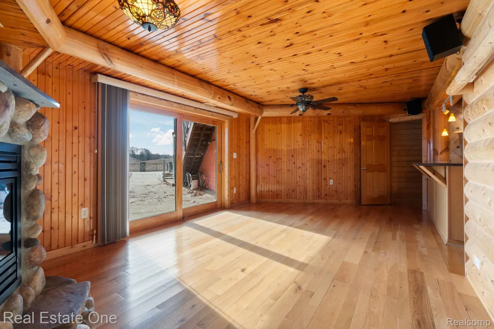 Address Not Shown Oceola Township, MI 48855