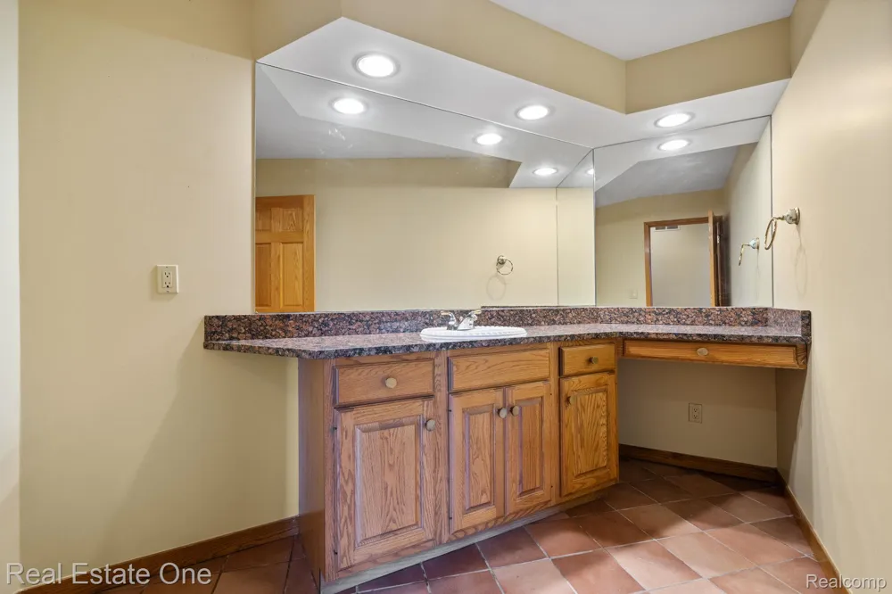 Address Not Shown Oceola Township, MI 48855