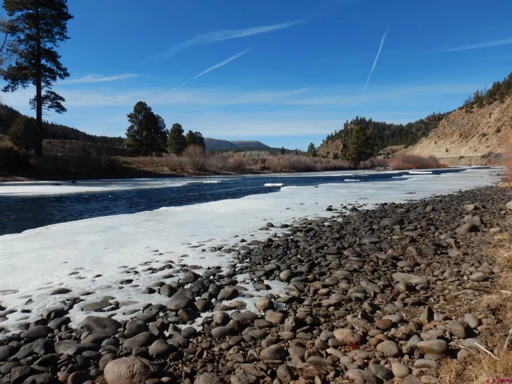 526 Vista Del Rio Drive South Fork, CO 81154
