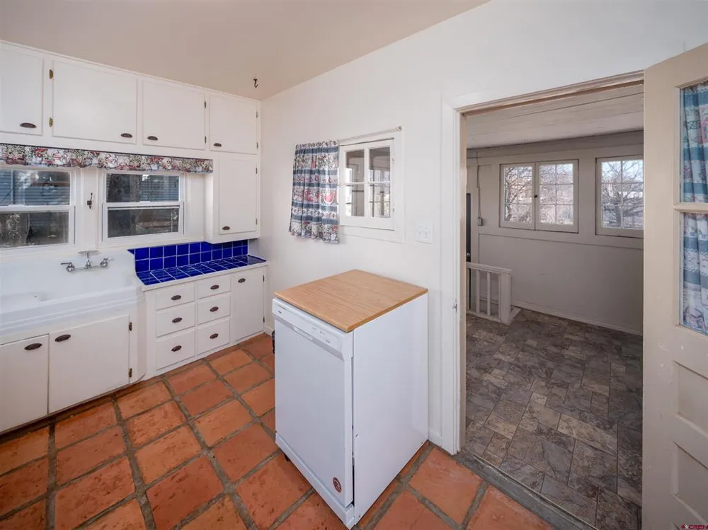 144 S Market Street Cortez, CO 81321