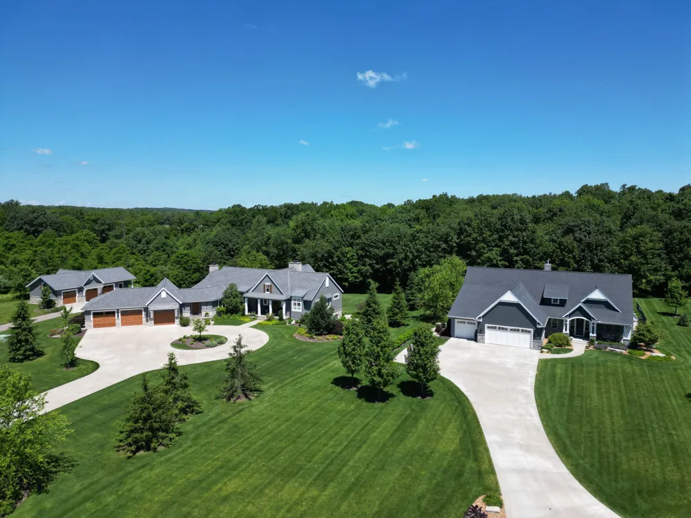 162 Stonegate Court Battle Creek, MI 49015