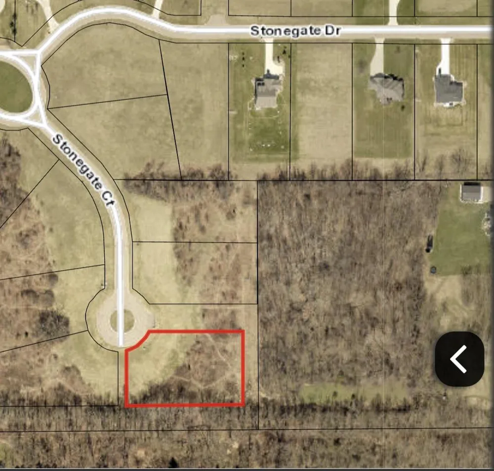 176 Stonegate Court Battle Creek, MI 49015
