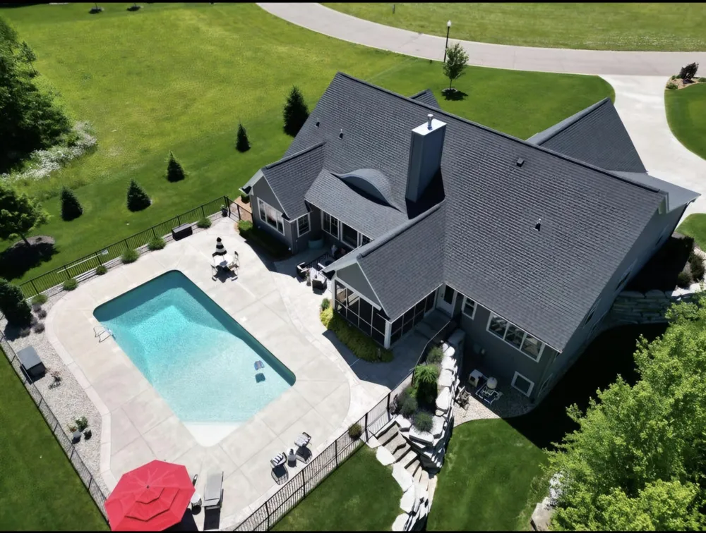 176 Stonegate Court Battle Creek, MI 49015