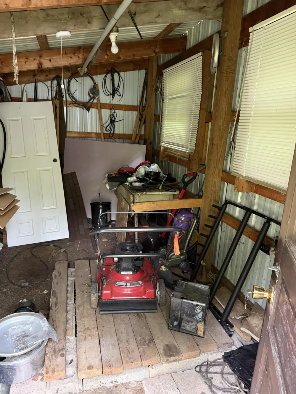 5286 Twin Creek Road Luther, MI 49656