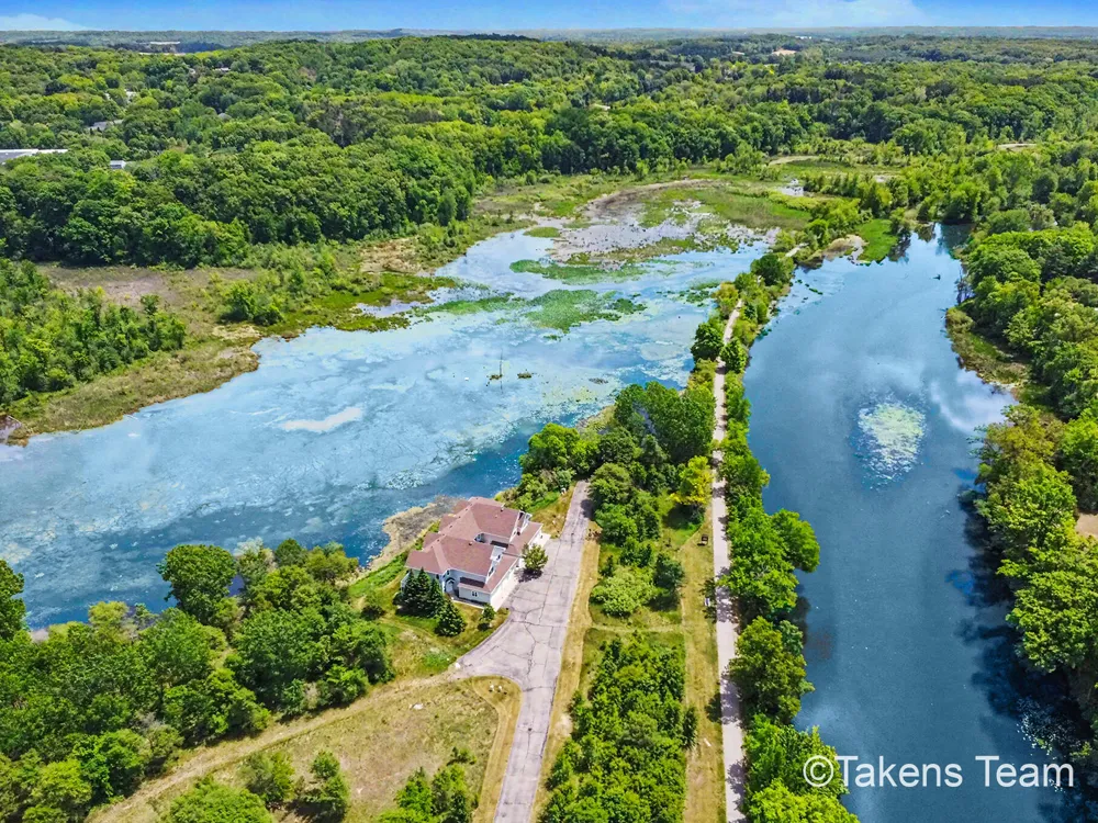 189 Mill Pond Drive #7 Middleville, MI 49333