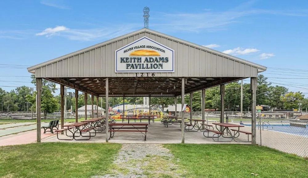 8511 W Easy Street Mears, MI 49436