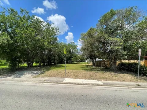 1006 Guadalupe Street