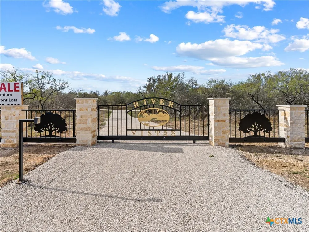 5 US Hwy 90 Alt Seguin, TX 78155