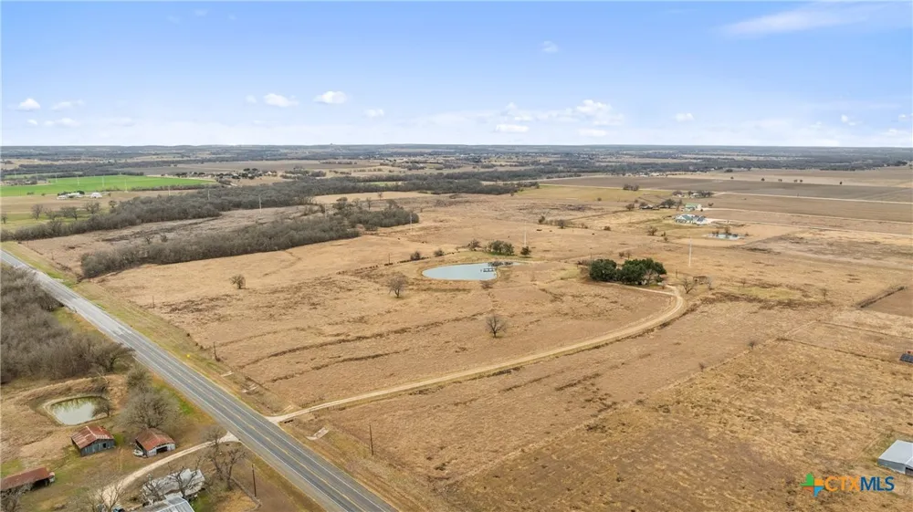 9562 State Hwy 53 Rogers, TX 76569