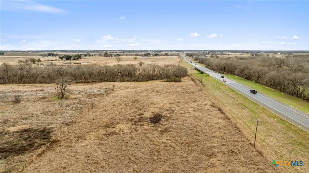 9562 State Hwy 53 Rogers, TX 76569