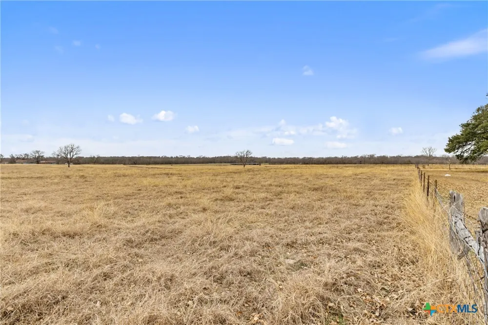 9562 State Hwy 53 Rogers, TX 76569