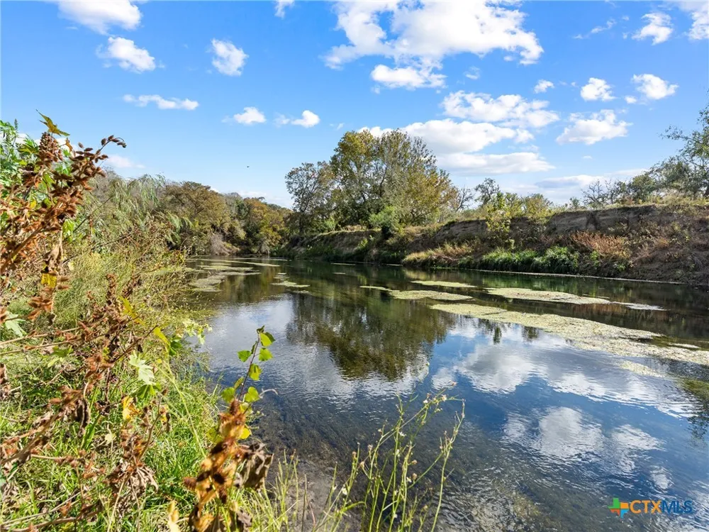 3 US Hwy 90 Alt Seguin, TX 78155