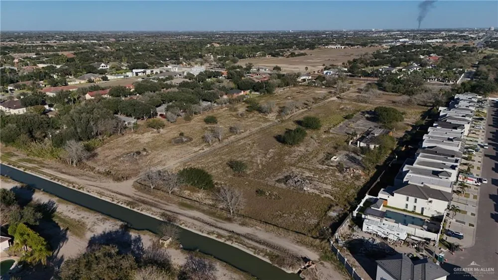 3513 Shary Road Palmhurst, TX 78573