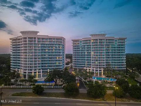 2228 Beach Drive