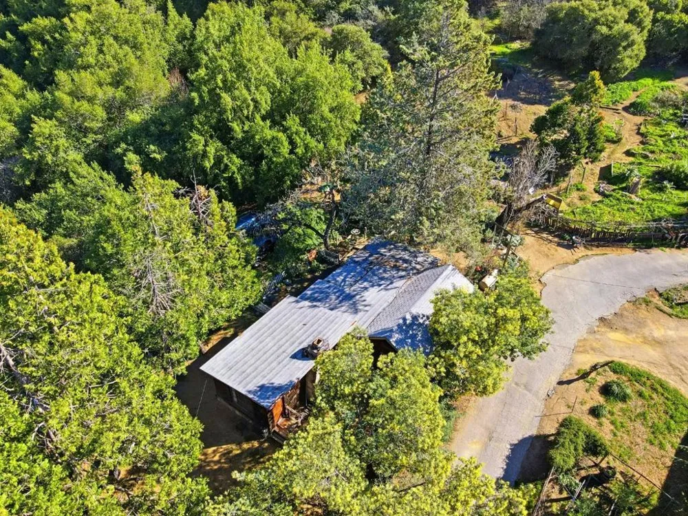 24733 Loma Prieta Avenue Los Gatos, CA 95033