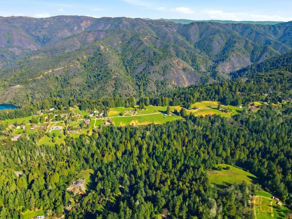 24580 Loma Prieta Avenue Los Gatos, CA 95033