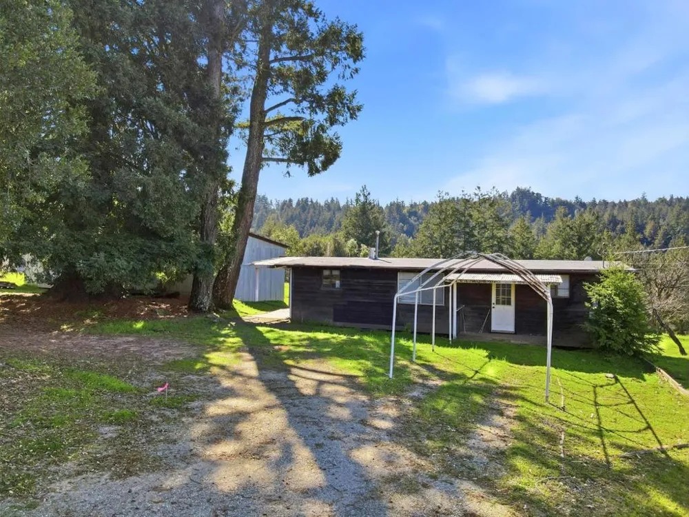 24580 Loma Prieta Avenue Los Gatos, CA 95033
